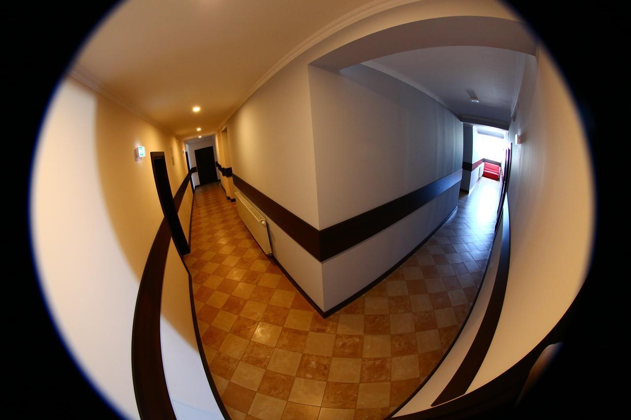Hotel Extrans Olchowa Exterior foto